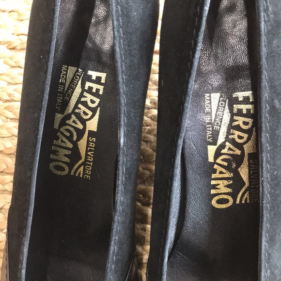 Salvatore Ferragamo leather heels - Picture 4 of 10